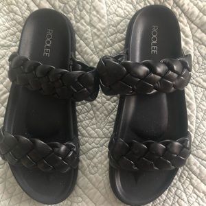 NWOT Roolee sandal